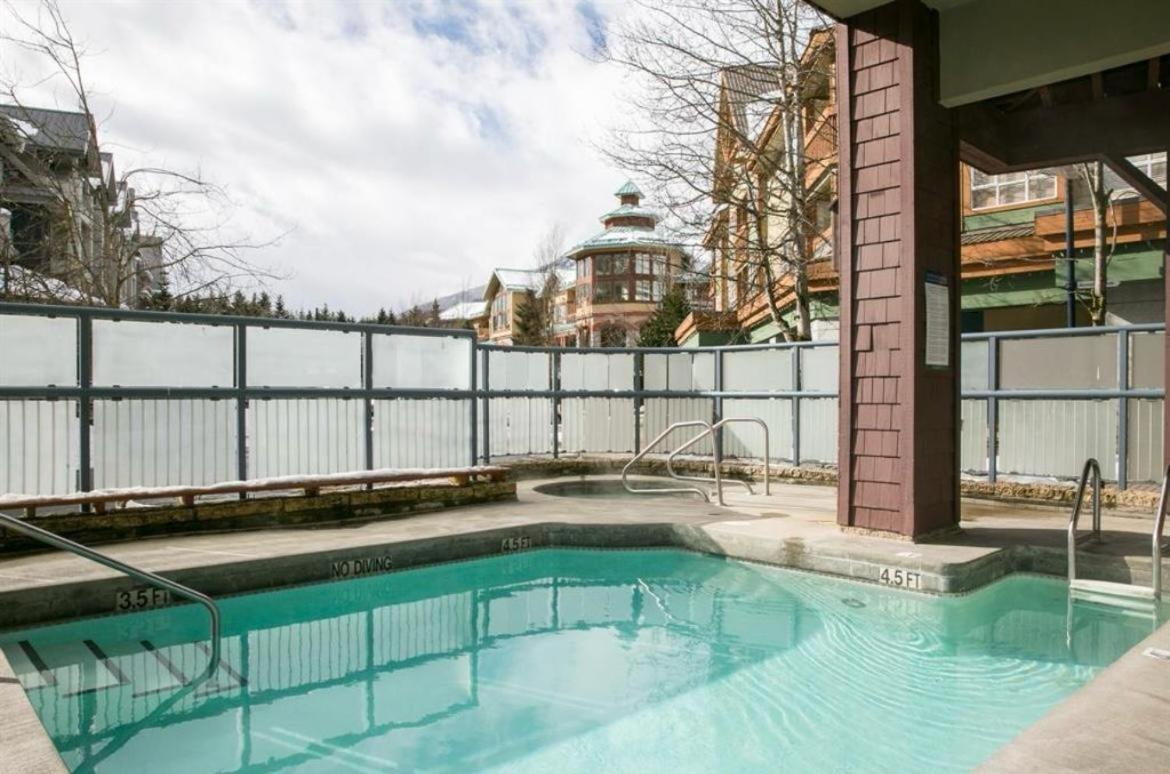 Tyndalstone Lodge 3 Bedroom In The Heart Of Village North Whistler Zewnętrze zdjęcie