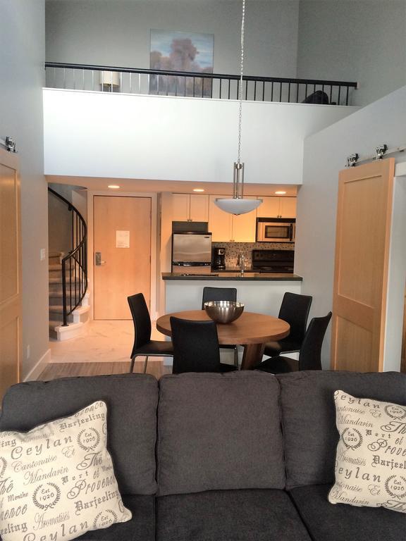 Tyndalstone Lodge 3 Bedroom In The Heart Of Village North Whistler Zewnętrze zdjęcie