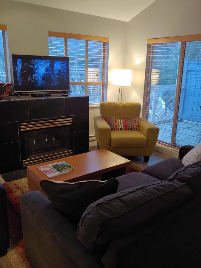 Tyndalstone Lodge 3 Bedroom In The Heart Of Village North Whistler Zewnętrze zdjęcie
