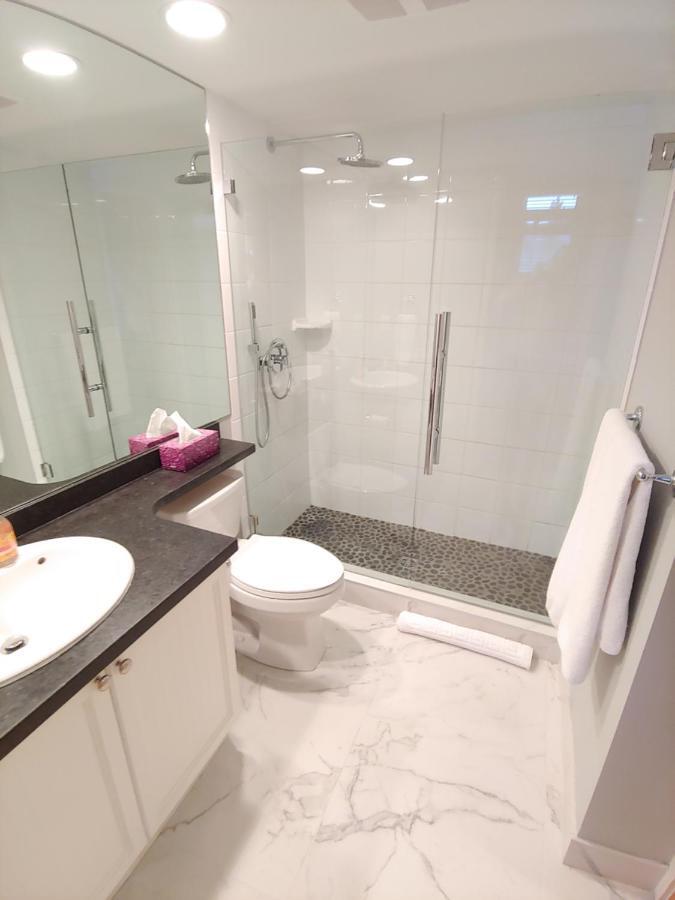 Tyndalstone Lodge 3 Bedroom In The Heart Of Village North Whistler Zewnętrze zdjęcie